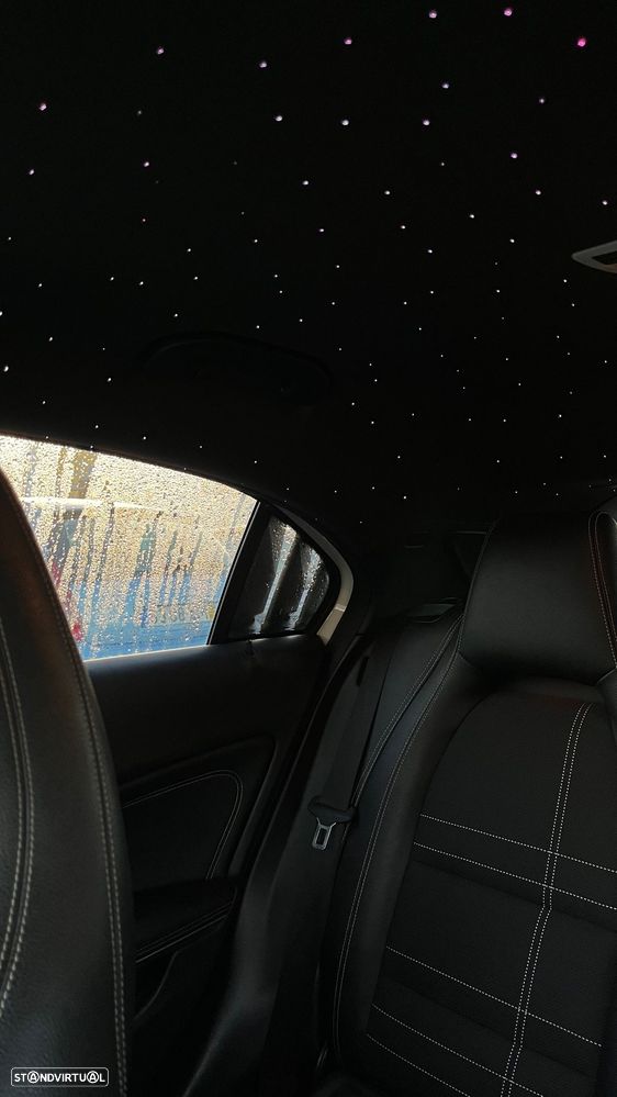 Mercedes-Benz A 180 CDI BE AMG Line - 13