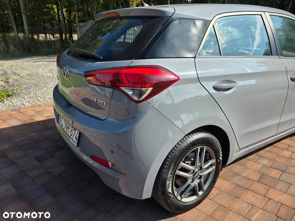 Hyundai i20 - 13