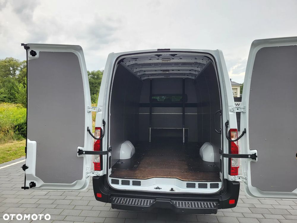 Renault Master 6 osób brygadowy - 9