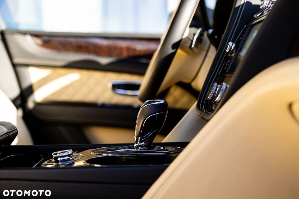 Bentley Bentayga - 7