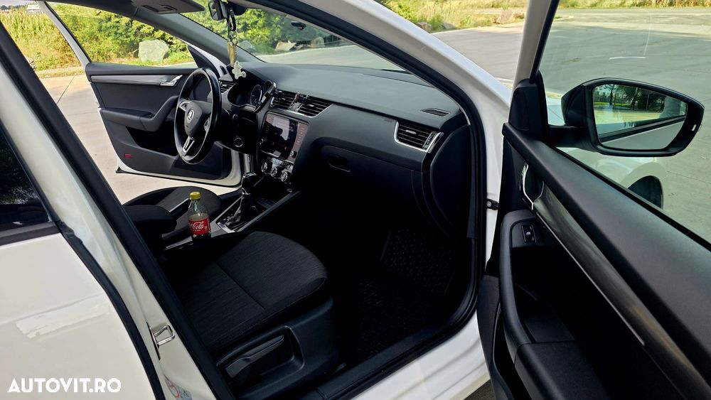 Skoda Octavia 2.0 TDI DSG 4X4 Style - 19