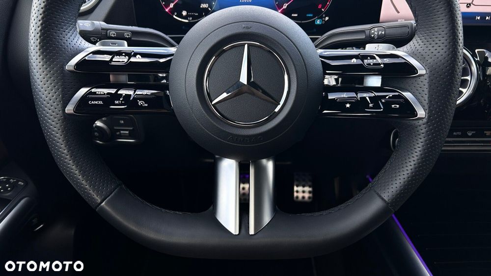 Mercedes-Benz GLA 200 mHEV AMG Line 7G-DCT - 15