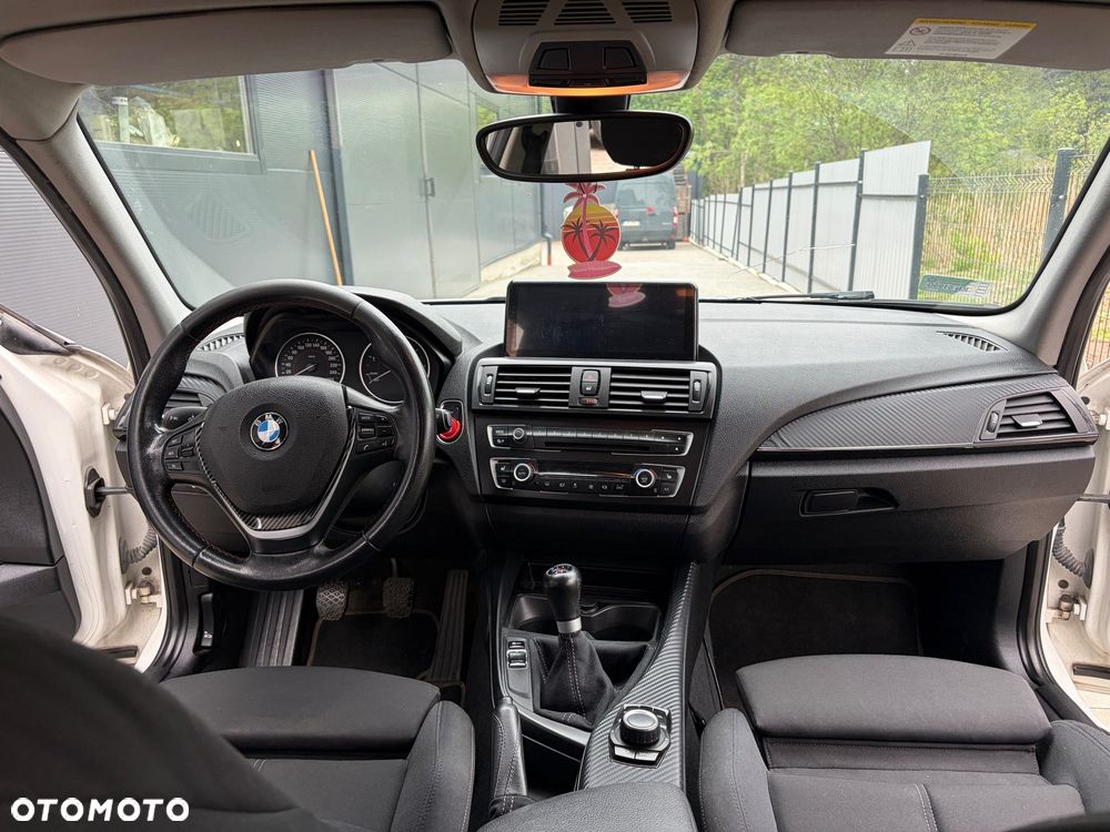 BMW Seria 1 118d Sport Line - 13