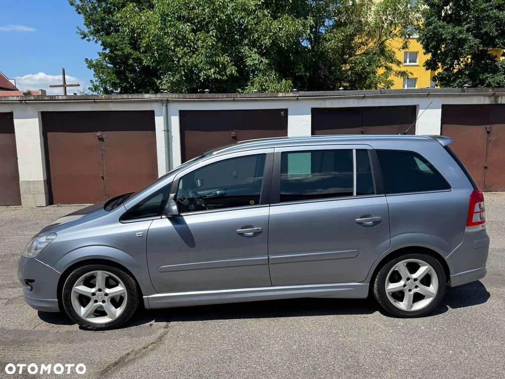 Opel Zafira 1.9 CDTI Cosmo ActiveSelect - 3