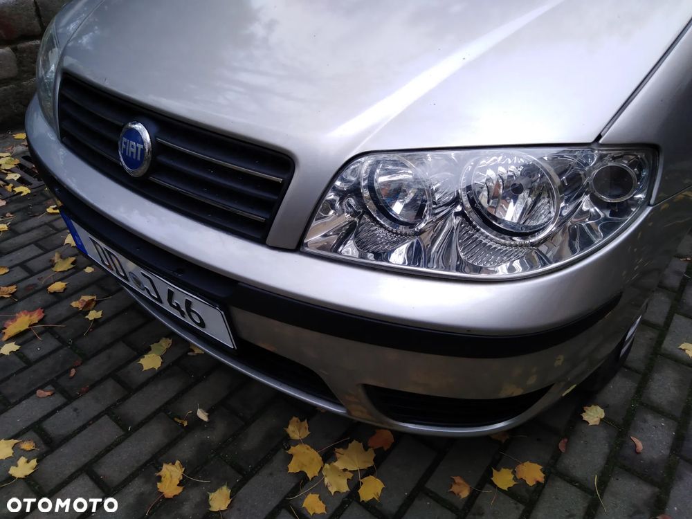 Fiat Punto 1.2 8V Active - 10