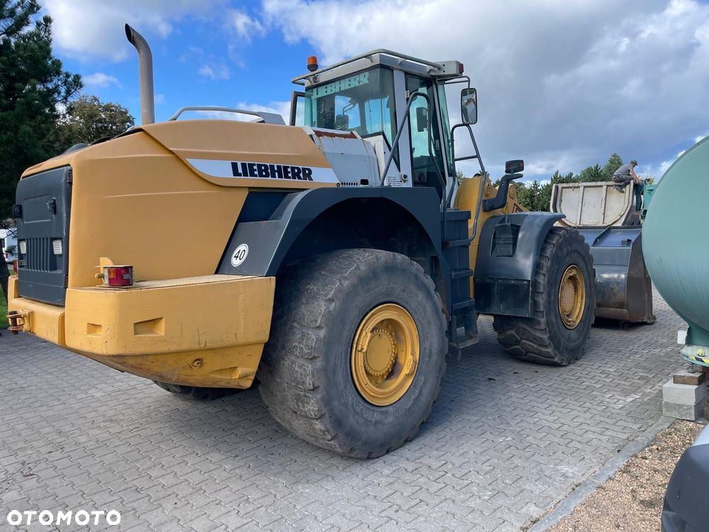 Liebherr L574 - 5