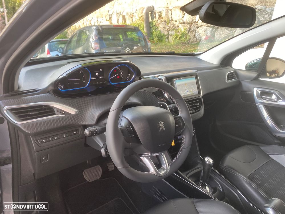 Peugeot 2008 1.6 e-HDi Allure 2-Tronic - 16
