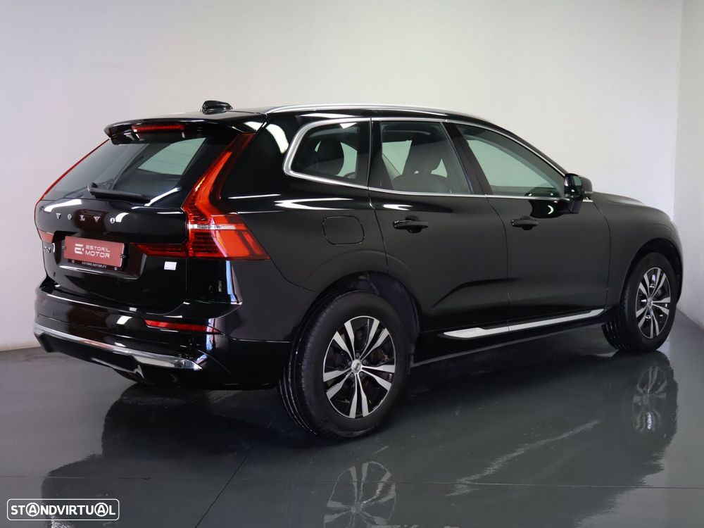 Volvo XC 60 2.0 T6 PHEV Core - 4