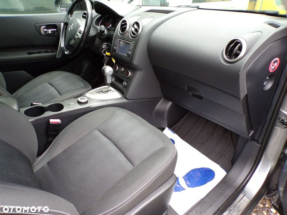 Nissan Qashqai - 32