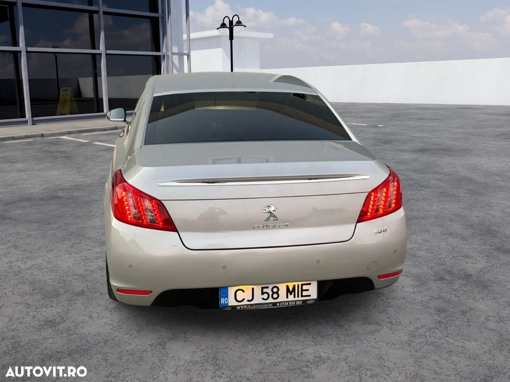 Peugeot 508 RXH Hybrid4 - 3