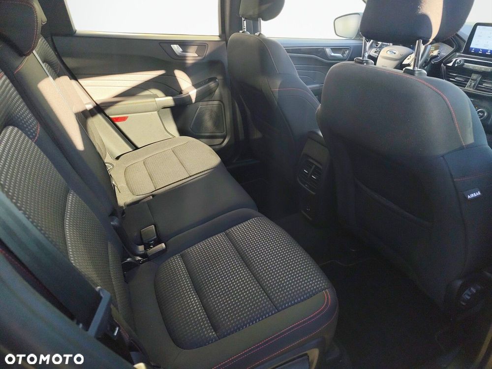 Ford Kuga - 17