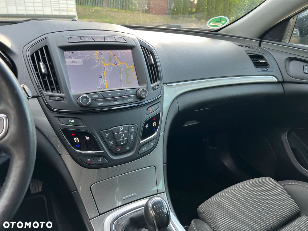 Opel Insignia 1.4 T Executive S&S - 14