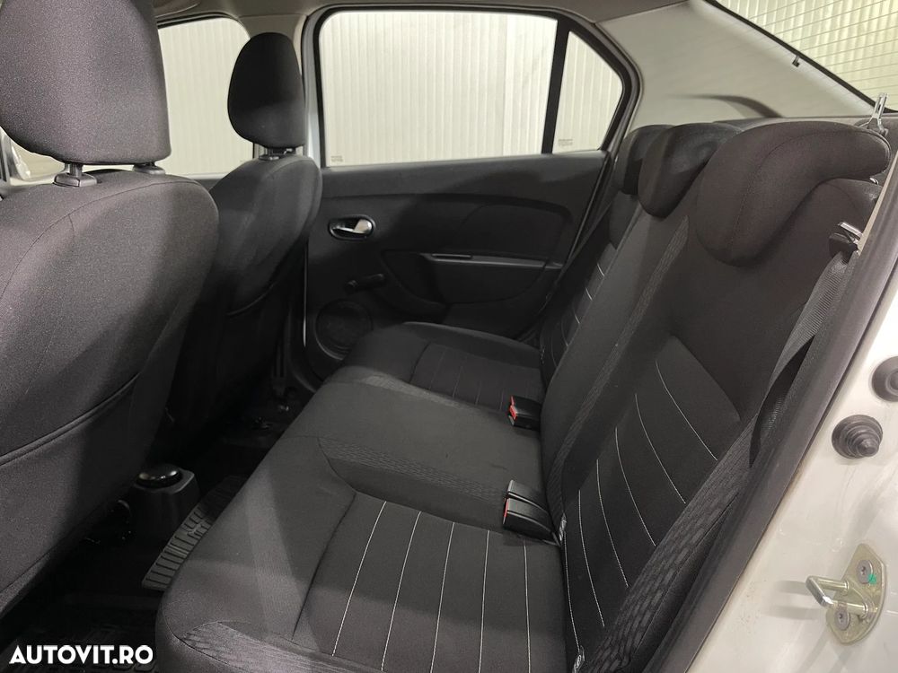 Dacia Logan 1.5 Blue dCi Laureate - 11
