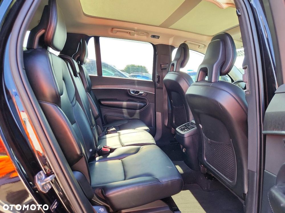Volvo XC 90 T5 AWD Momentum 7os - 13