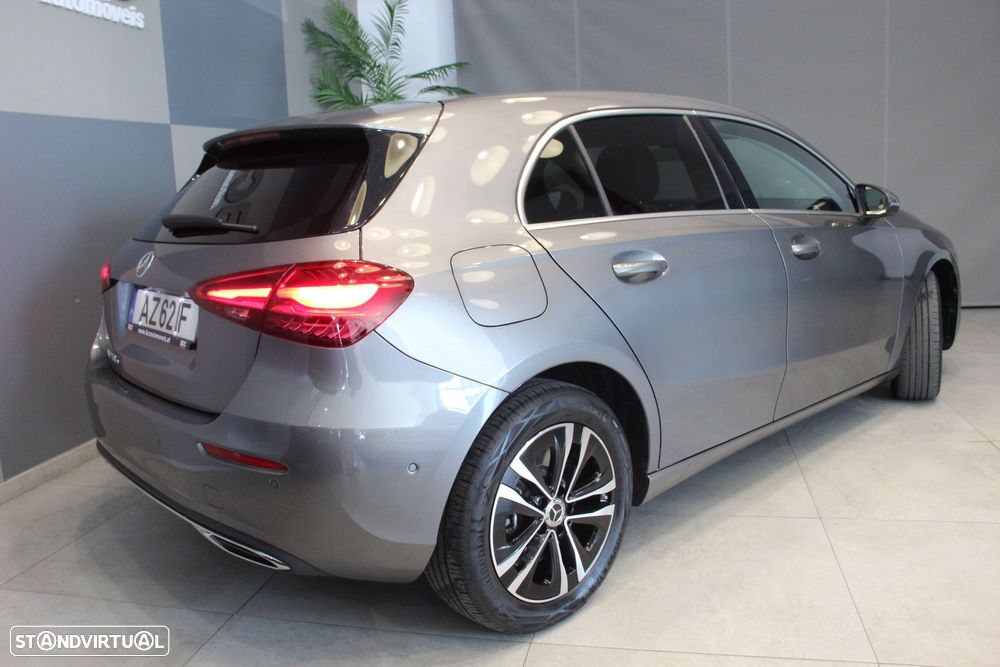 Mercedes-Benz A 250 e Progressive - 4