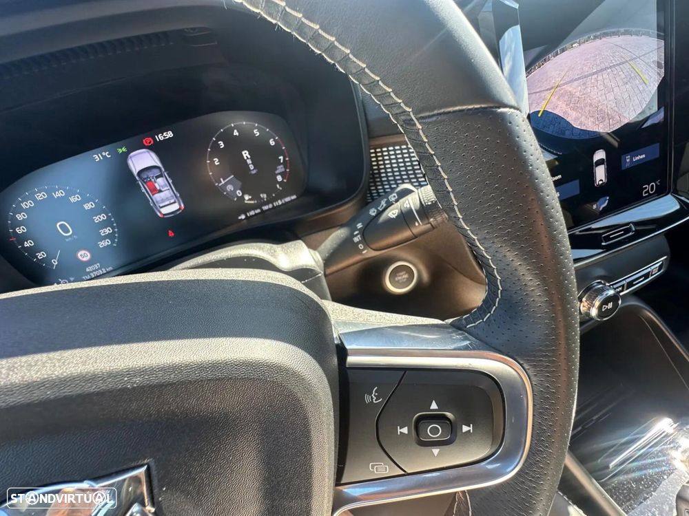 Volvo XC 40 1.5 T2 R-Design Geartronic - 27
