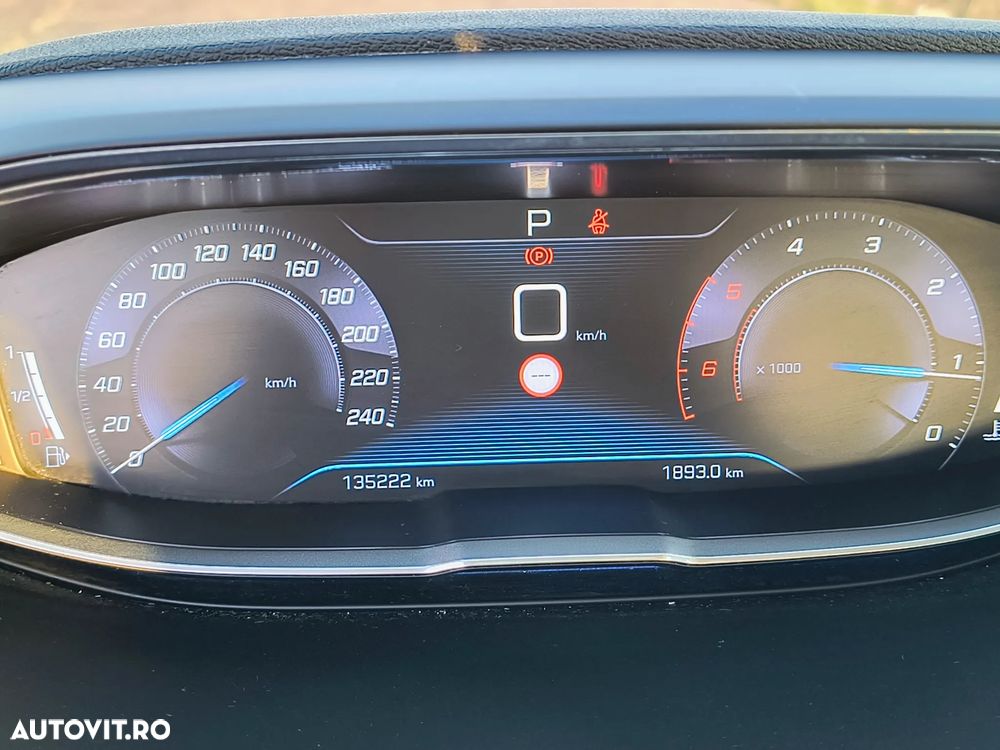 Peugeot 3008 1.6 BlueHDI S&S EAT6 Active - 21