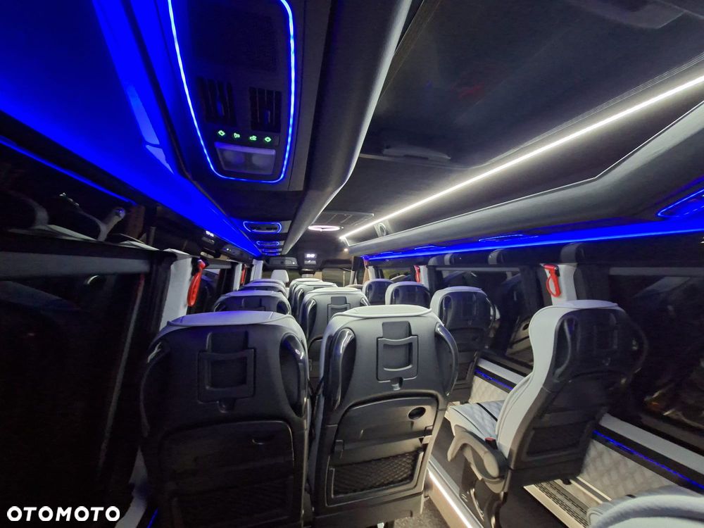 Mercedes-Benz Sprinter 519  rocznik 2026 - 9
