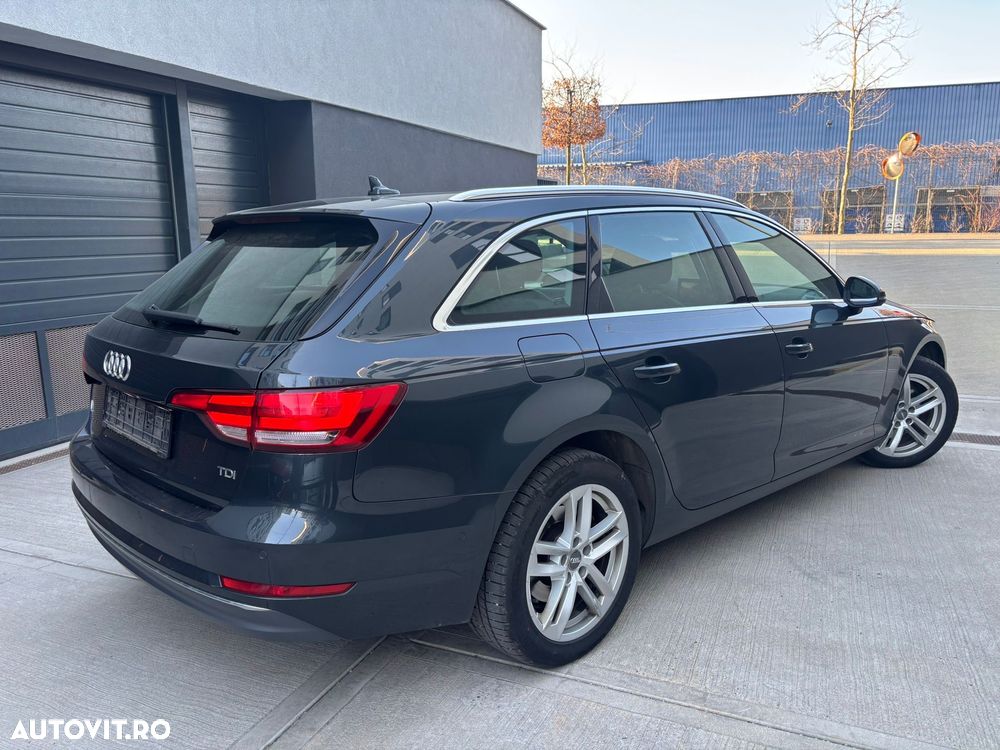 Audi A4 2.0 TDI ultra S tronic sport - 4