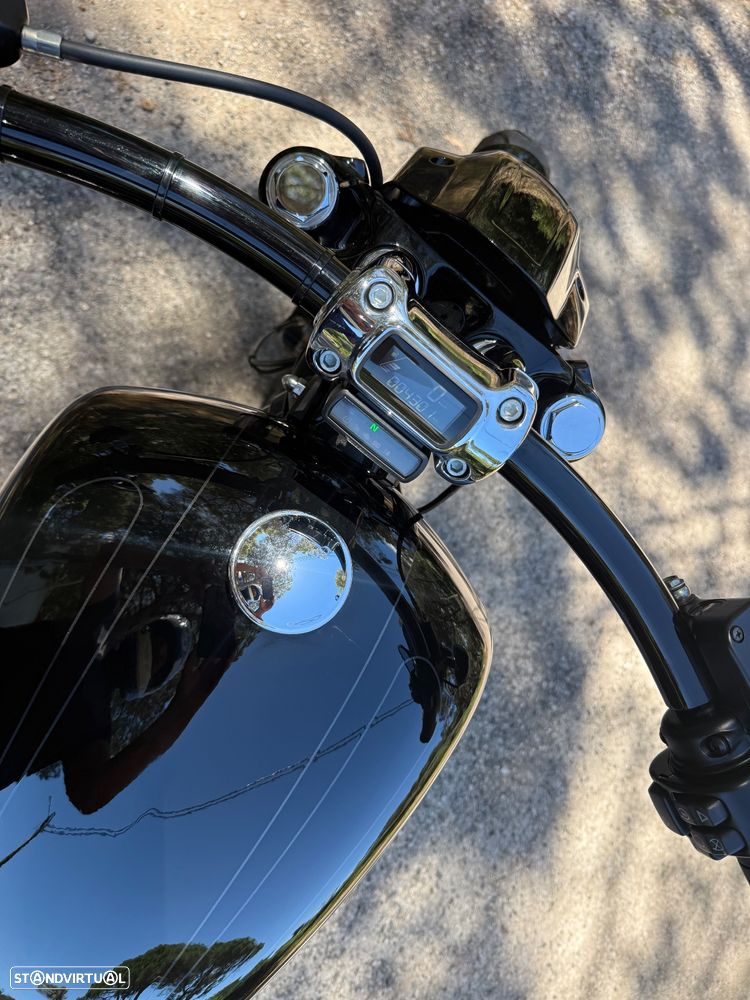 Harley-Davidson Breakout 114 - 25
