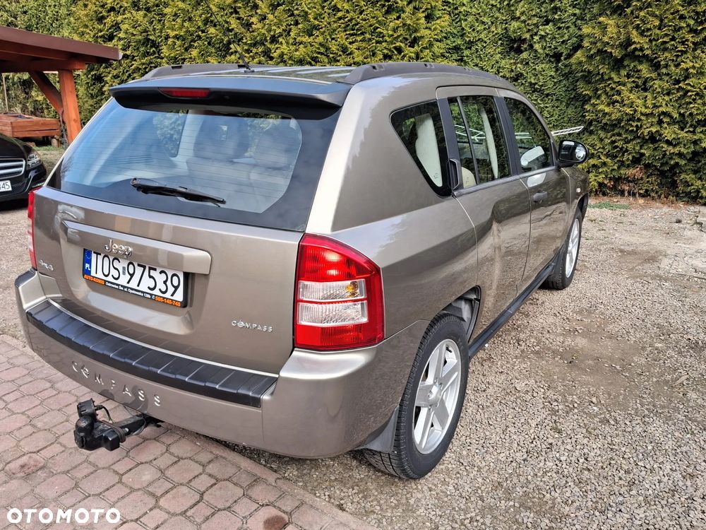 Jeep Compass 2.4I 4x4 Sport - 5