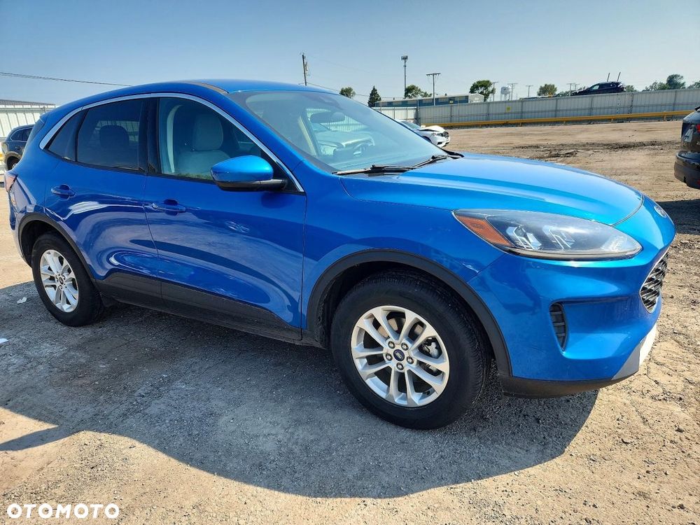 Ford Escape 2020 photo 2