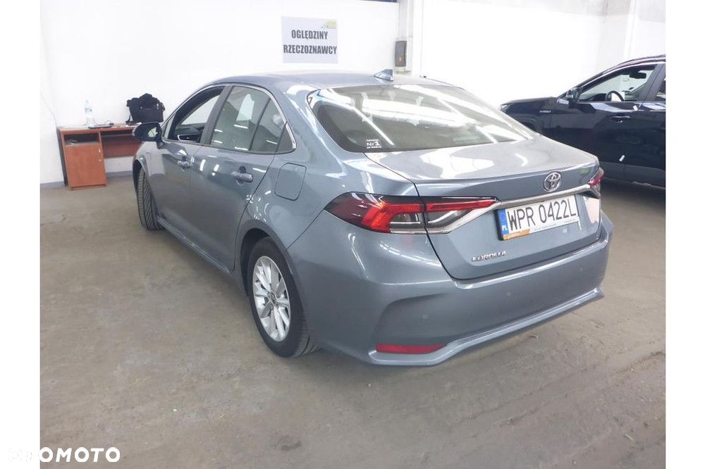 Toyota Corolla - 4
