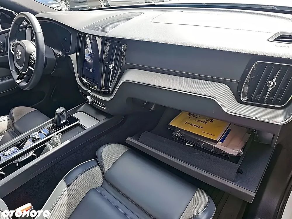 Volvo XC 60 B6 B AWD Geartronic RDesign - 8