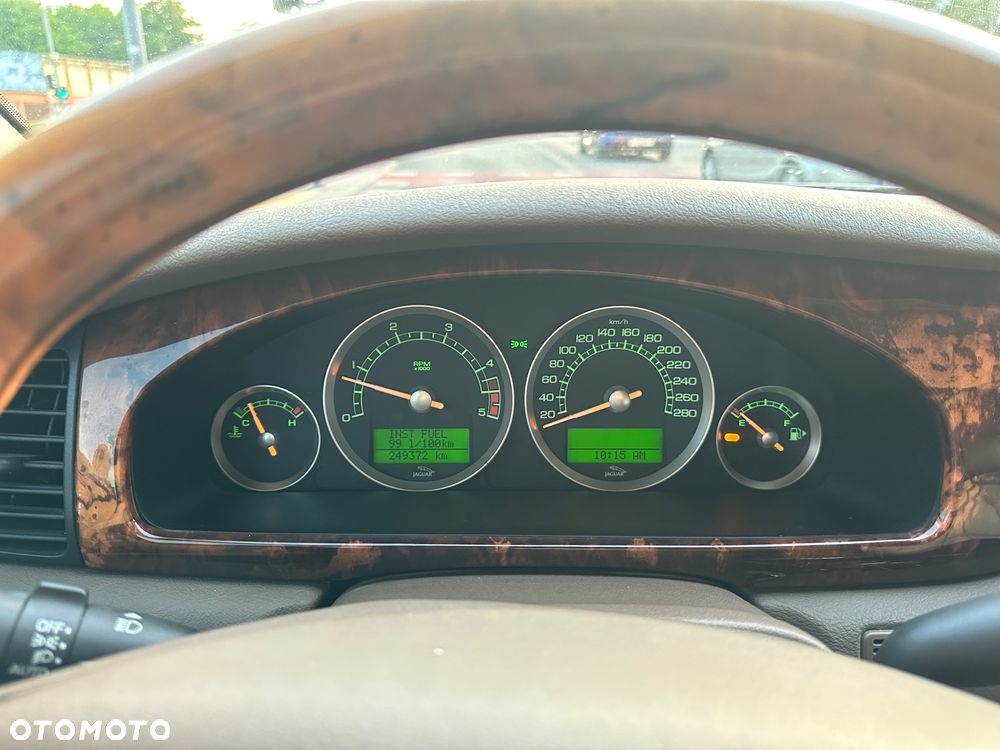 Jaguar S-Type 2.7 V6 D Executive - 32
