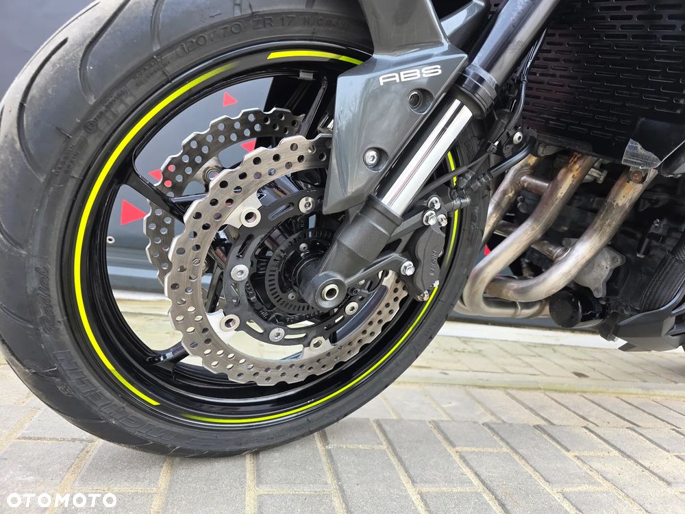 Kawasaki Z 900 - 25