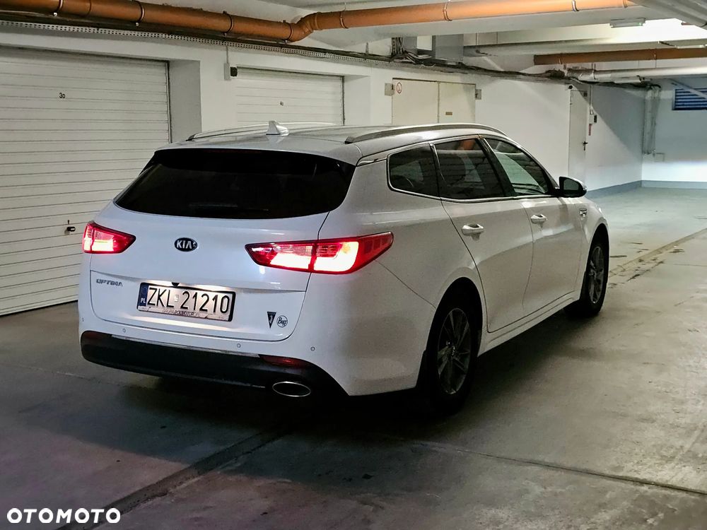 Kia Optima 2.0 M - 4