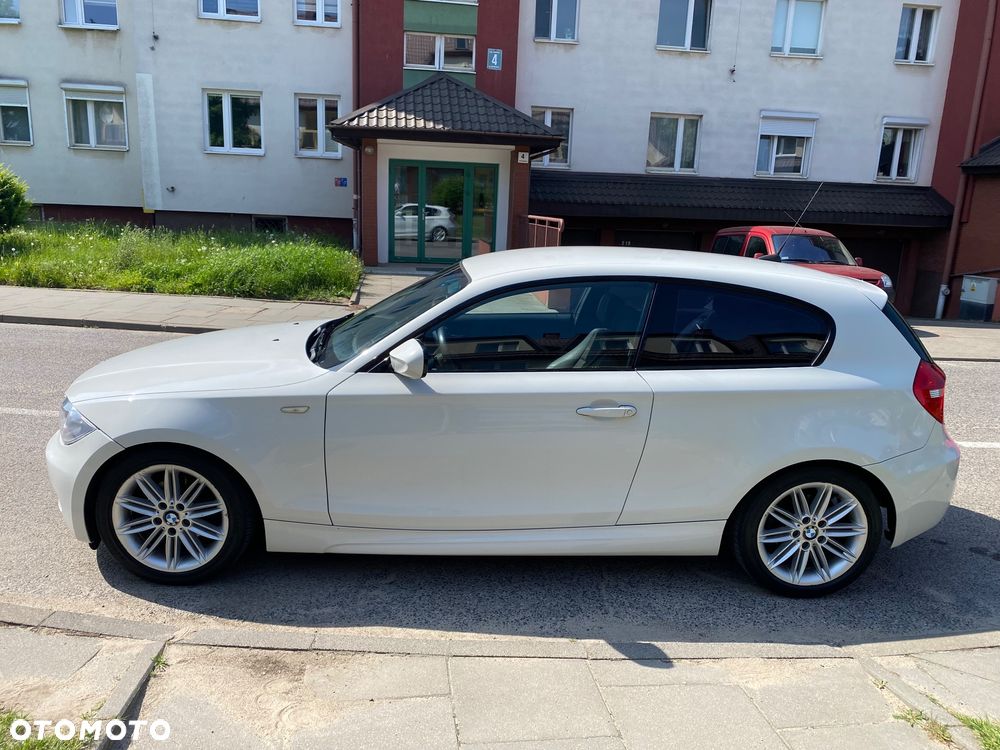 BMW Seria 1 116d DPF - 4
