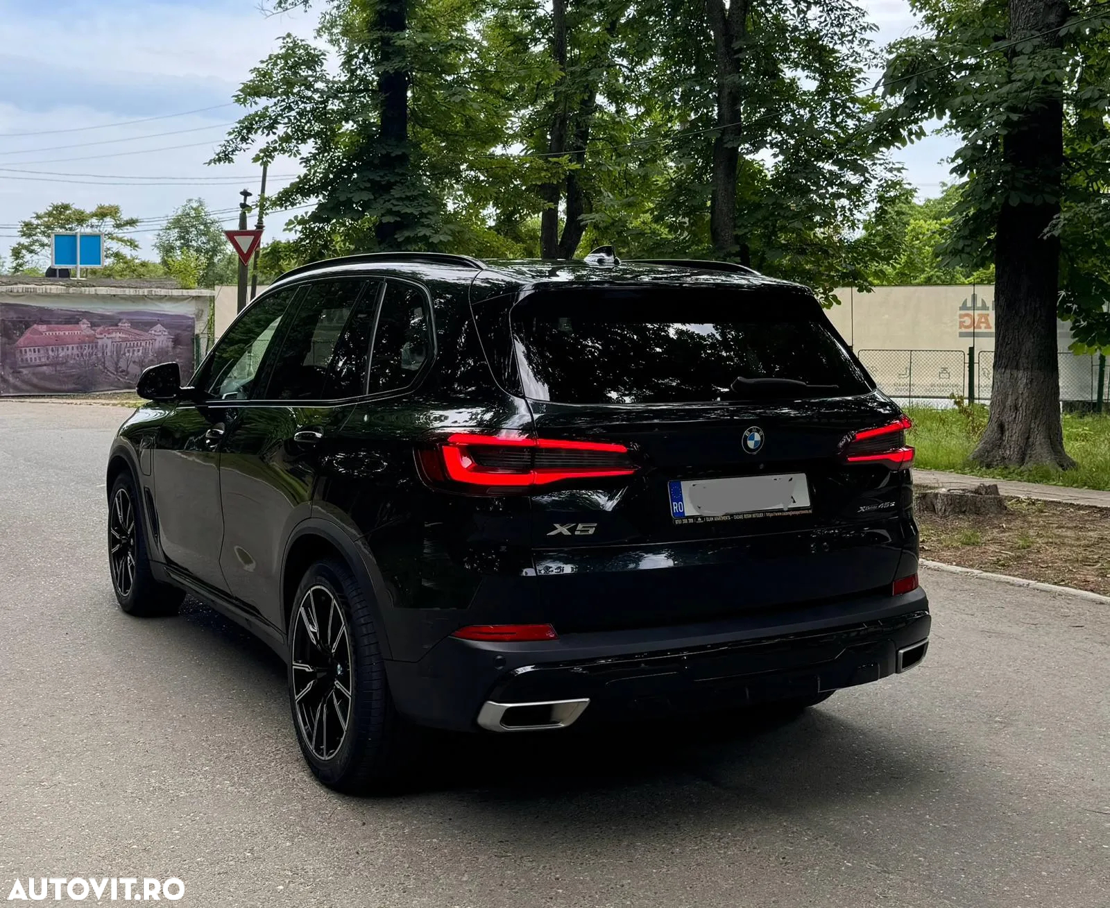 BMW X5 xDrive45e - 4