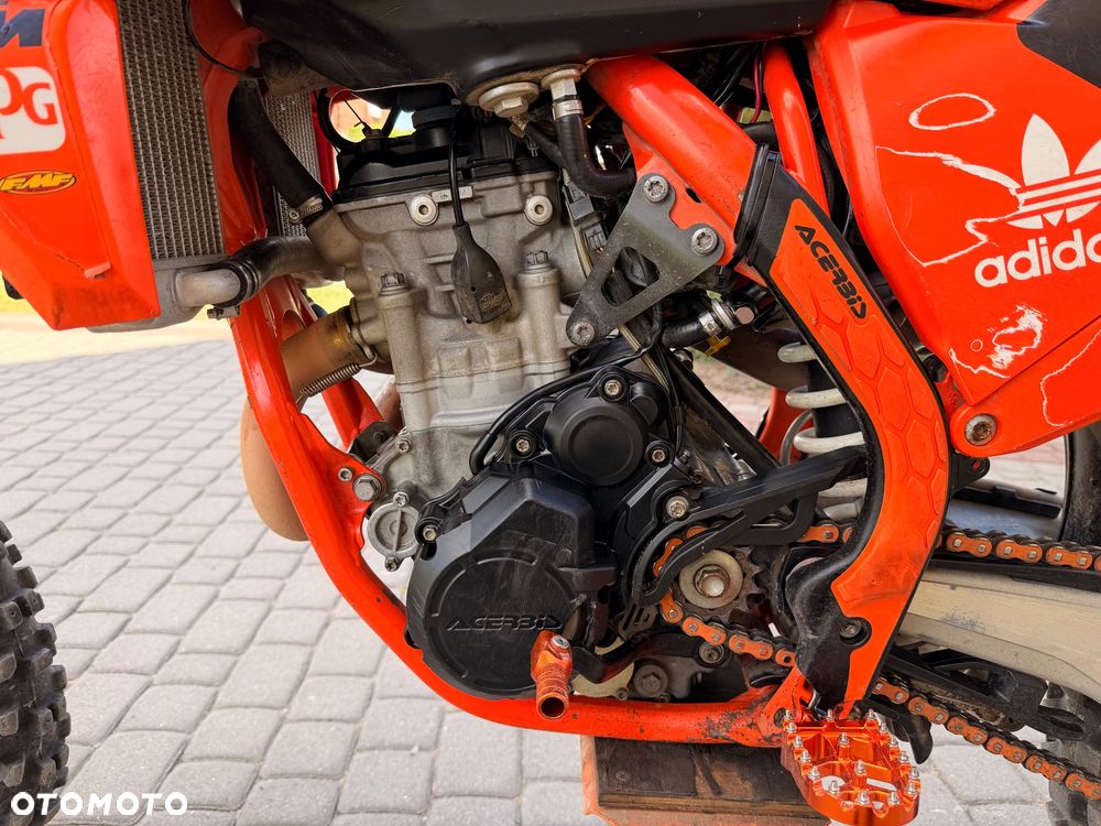 KTM SXF - 8