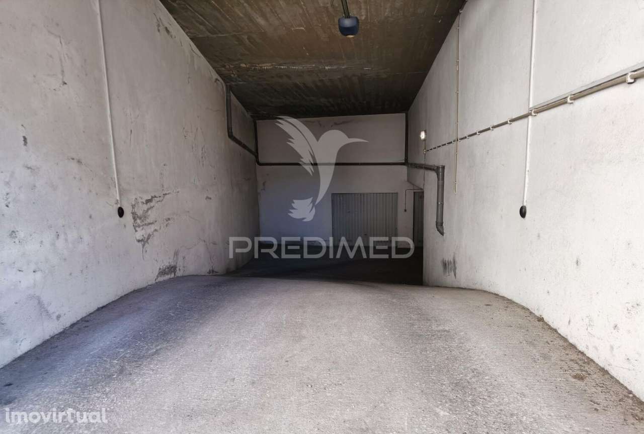 Lugar de Garagem à Venda no Entroncamento - Grande imagem: 4/20