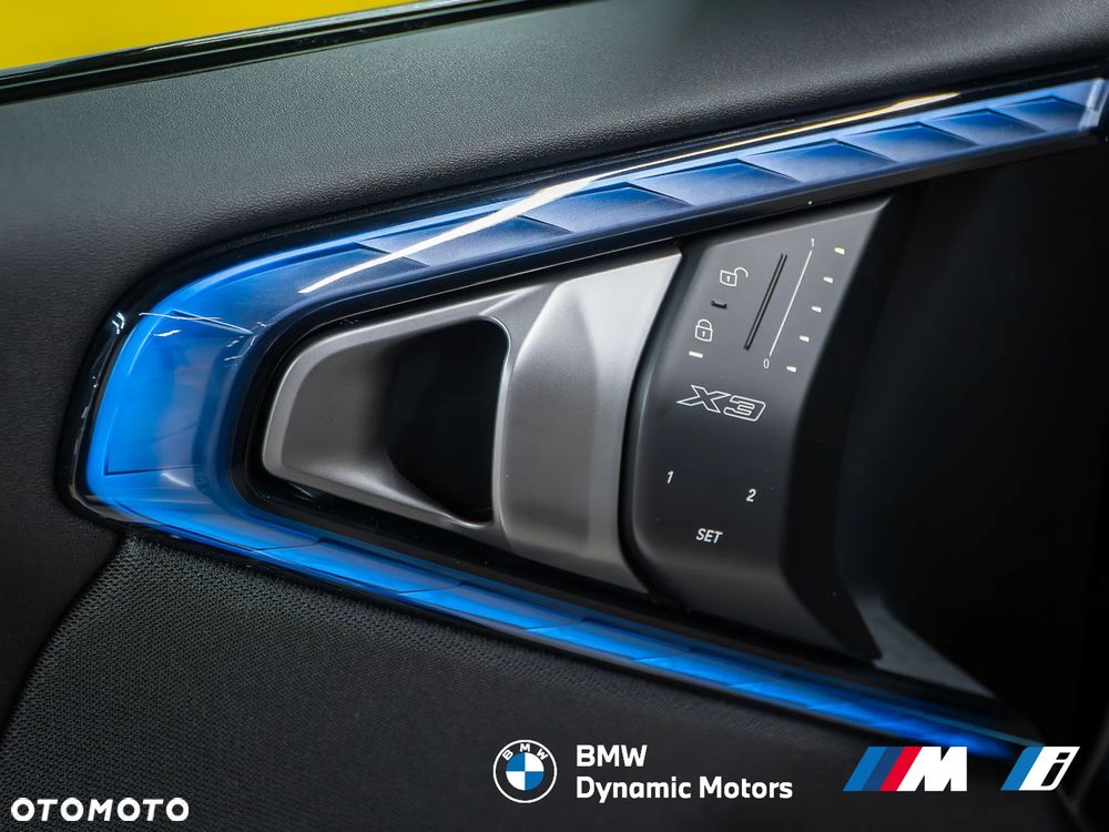 BMW X3 20 xDrive - 28