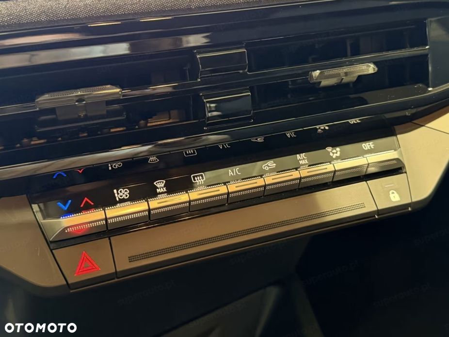 Renault Clio - 10