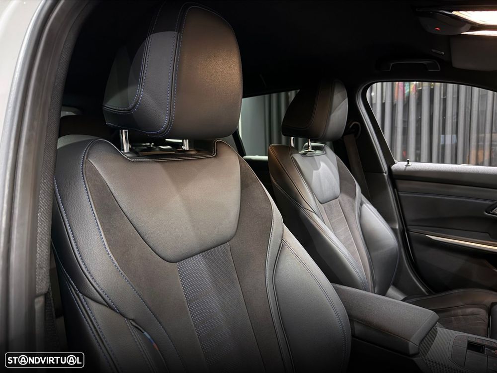 BMW 330 e Pack M Auto - 41