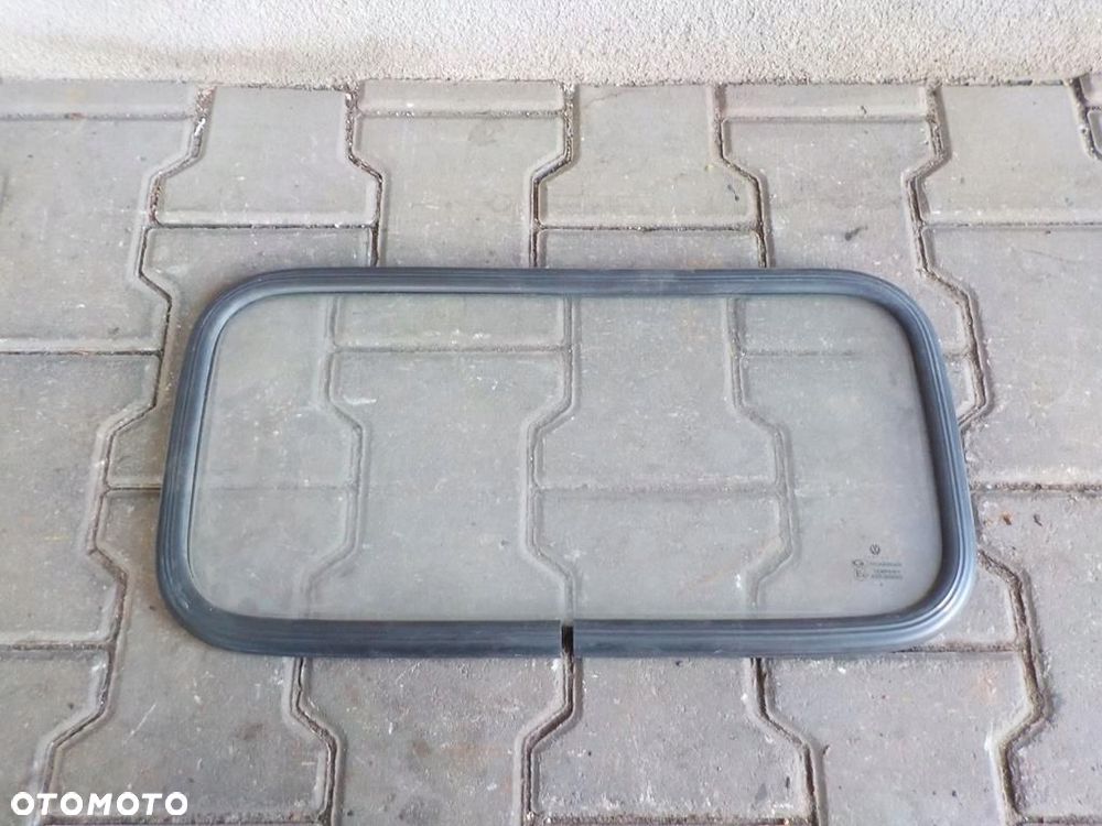 VW T4 SZYBA ŚCIANY GRODZIOWEJ