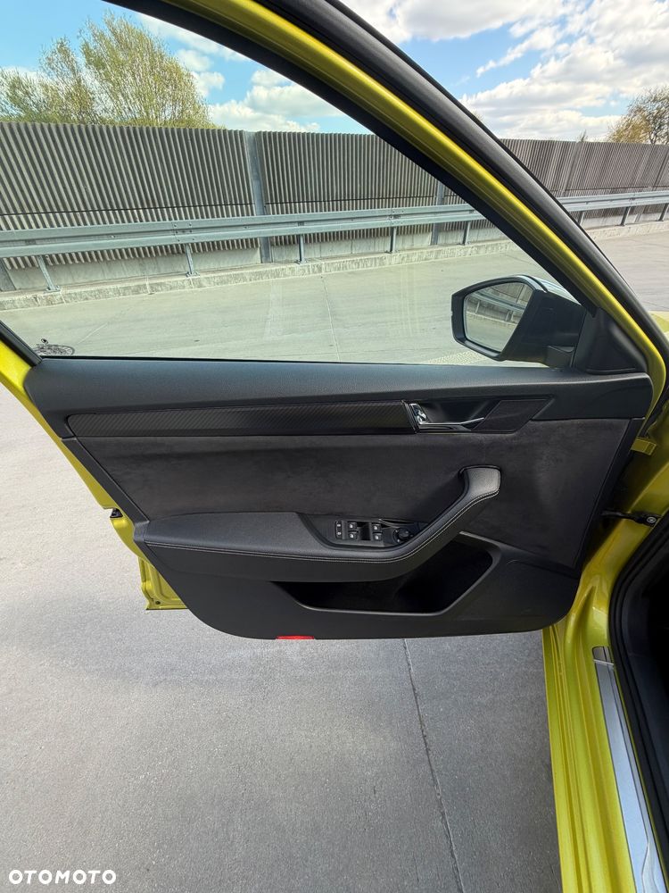 Skoda Superb 2.0 TSI Sportline DSG - 10
