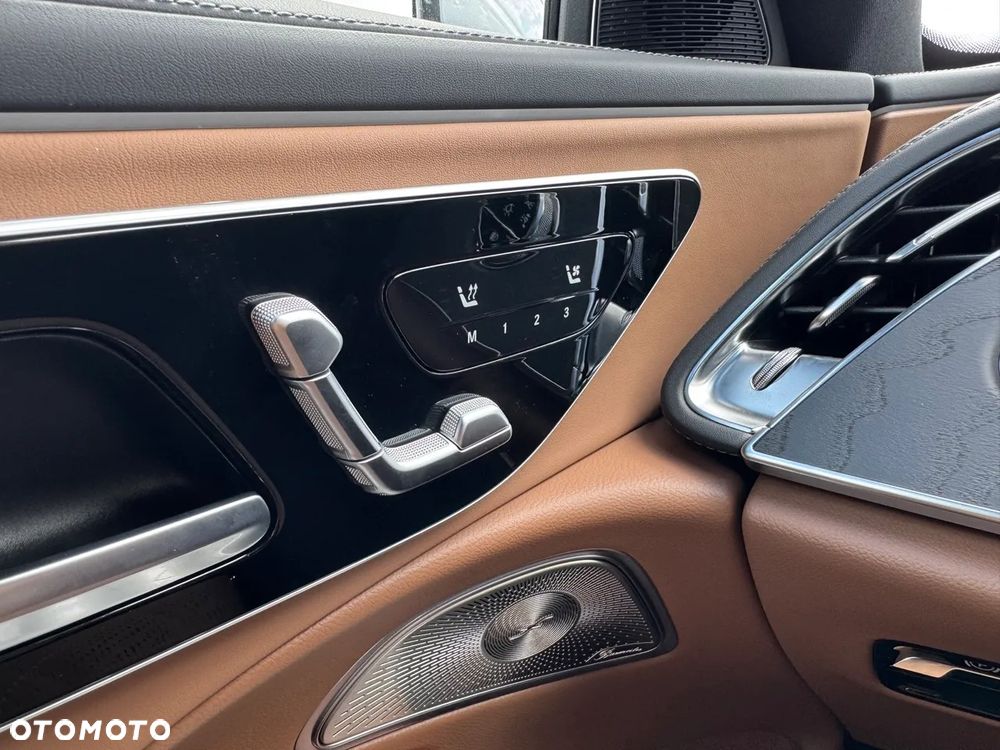 Mercedes-Benz Klasa E 200 mHEV 4-Matic Avantgarde 9G-Tronic - 26