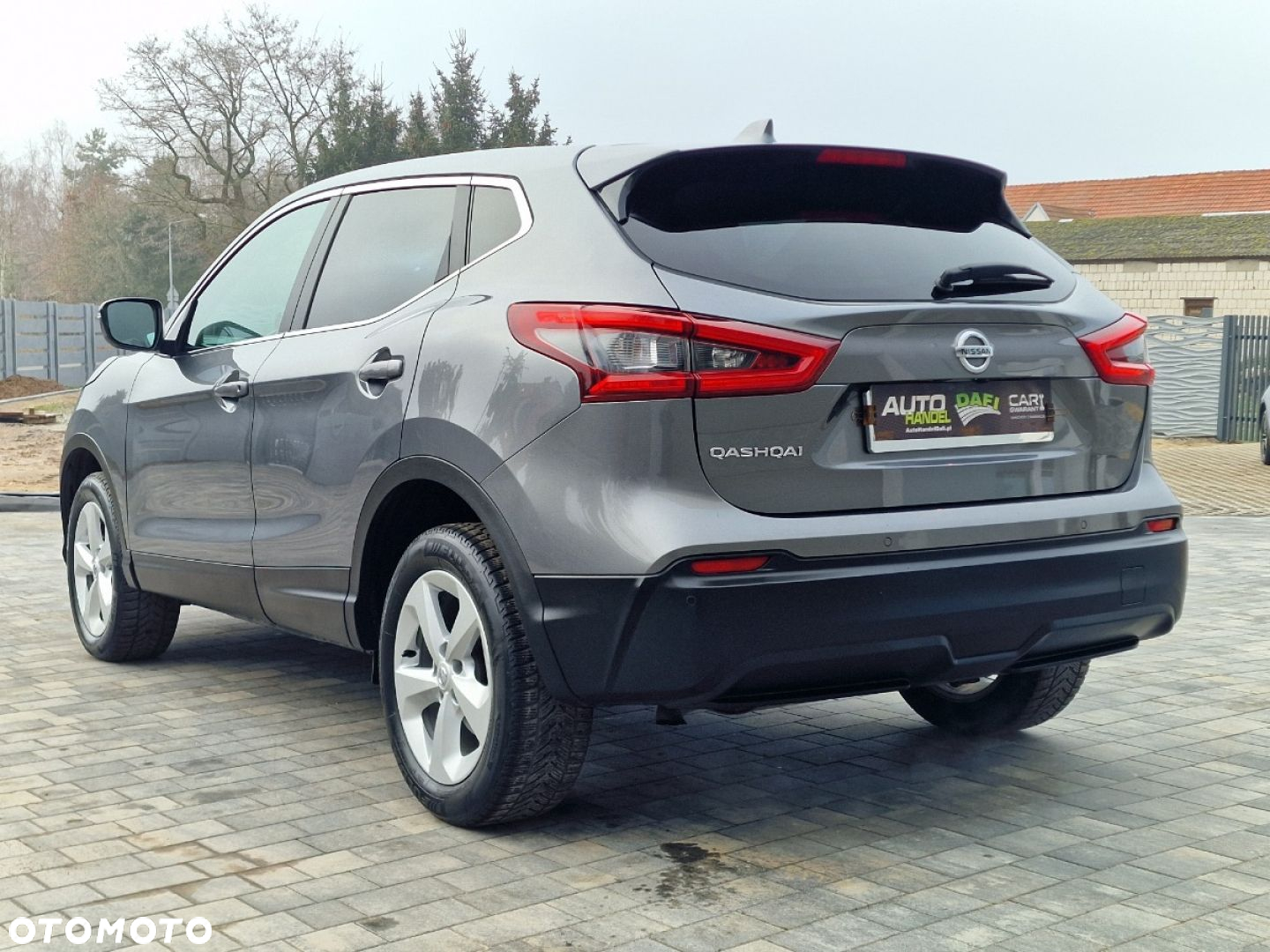 Nissan Qashqai - 4