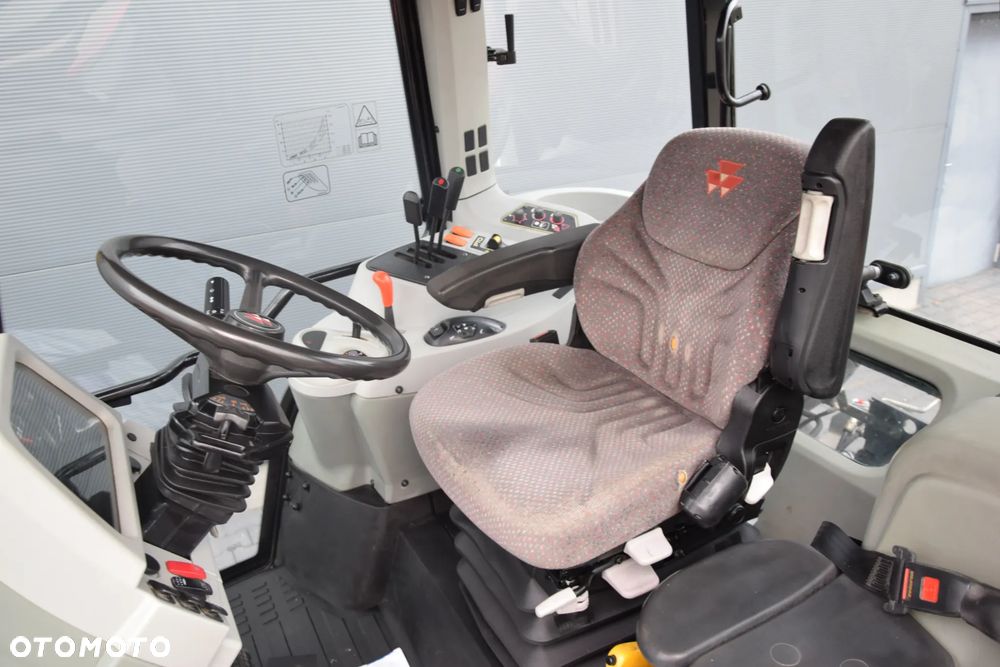 Massey Ferguson 5425 Dyna-4 - 15