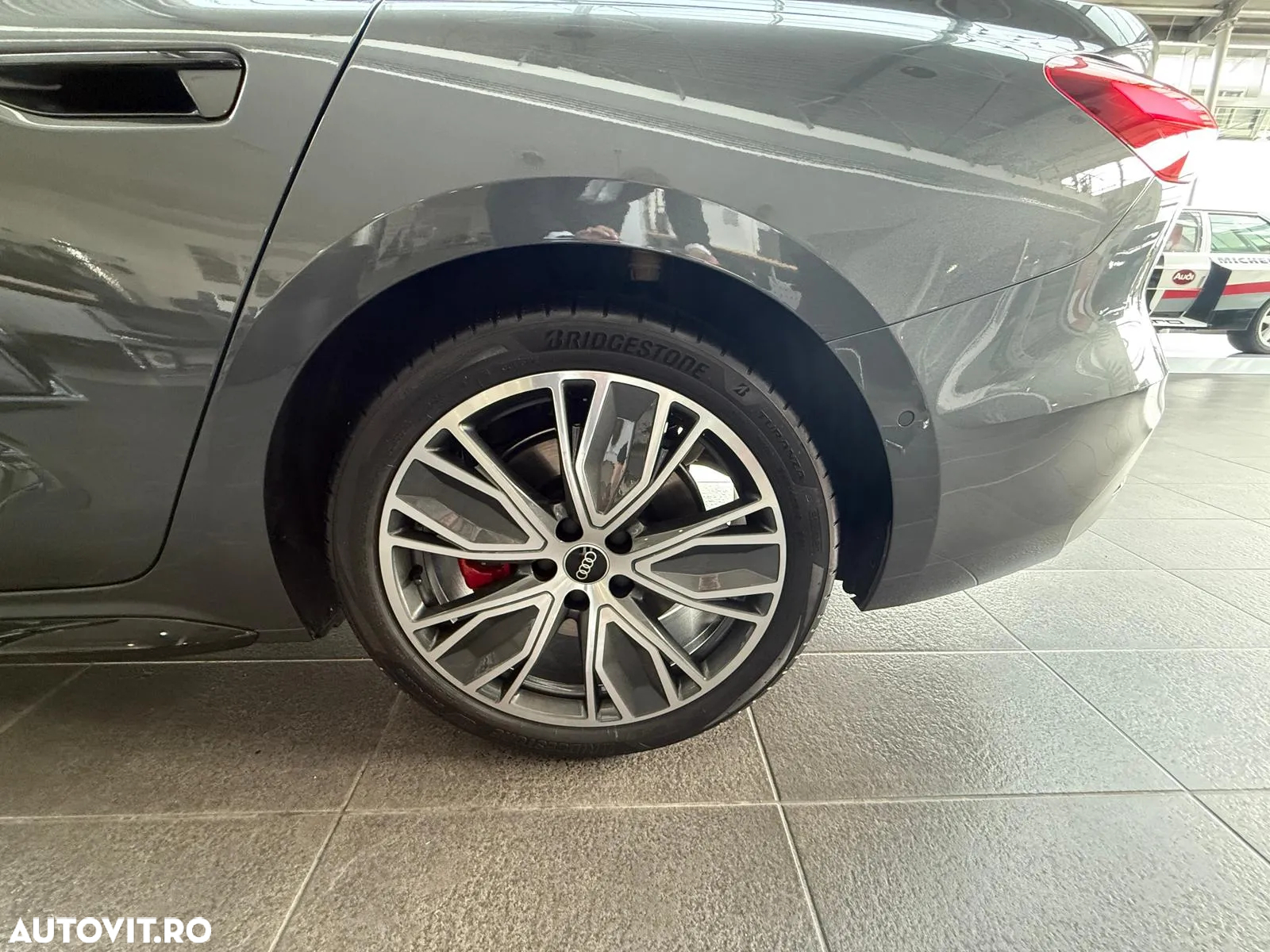 Audi A5 40 TDI quattro S tronic MHEV - 9