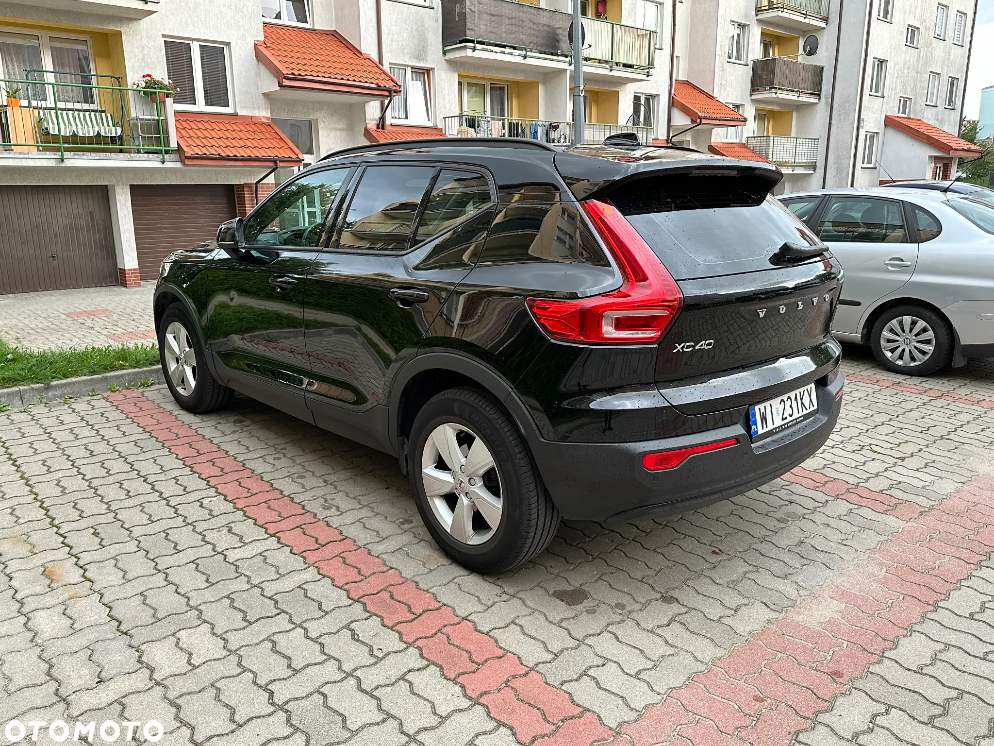 Volvo XC 40 T3 Momentum Pro - 5