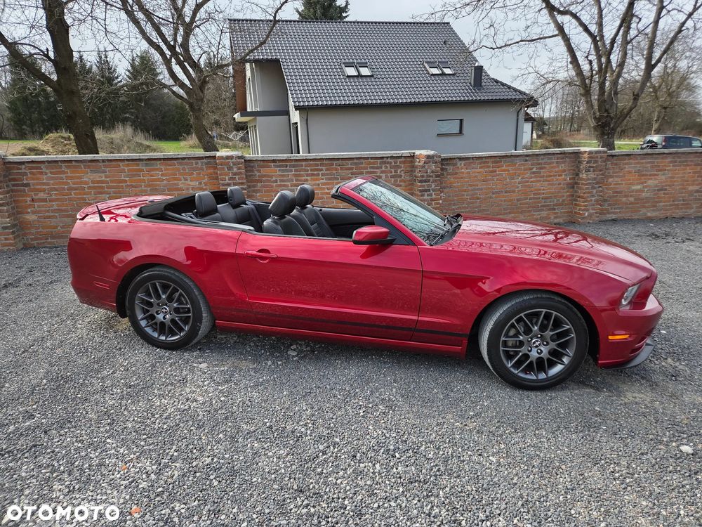 Ford Mustang 3.7 V6 Premium - 22