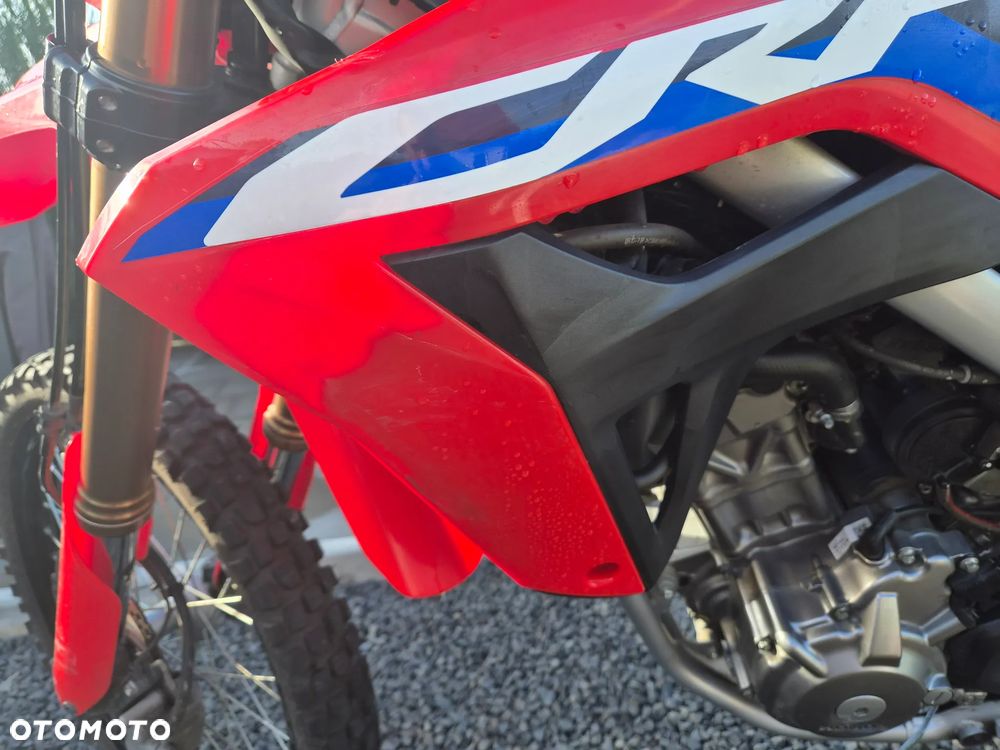 Honda CRF - 6