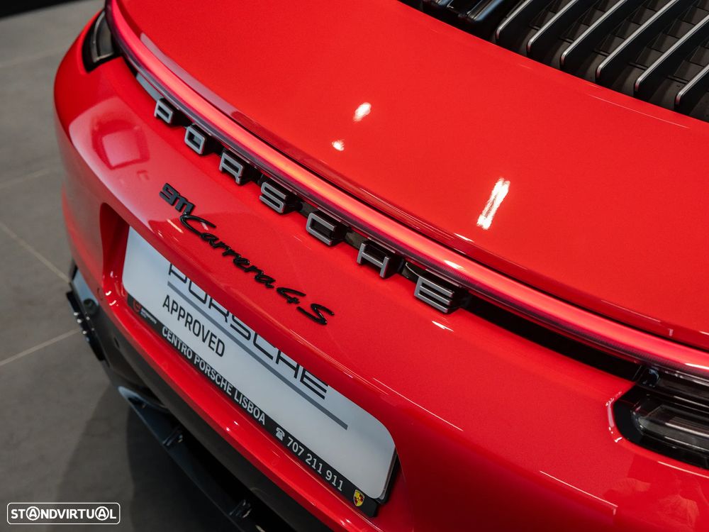 Porsche 911 (992) Carrera 4S PDK - 31
