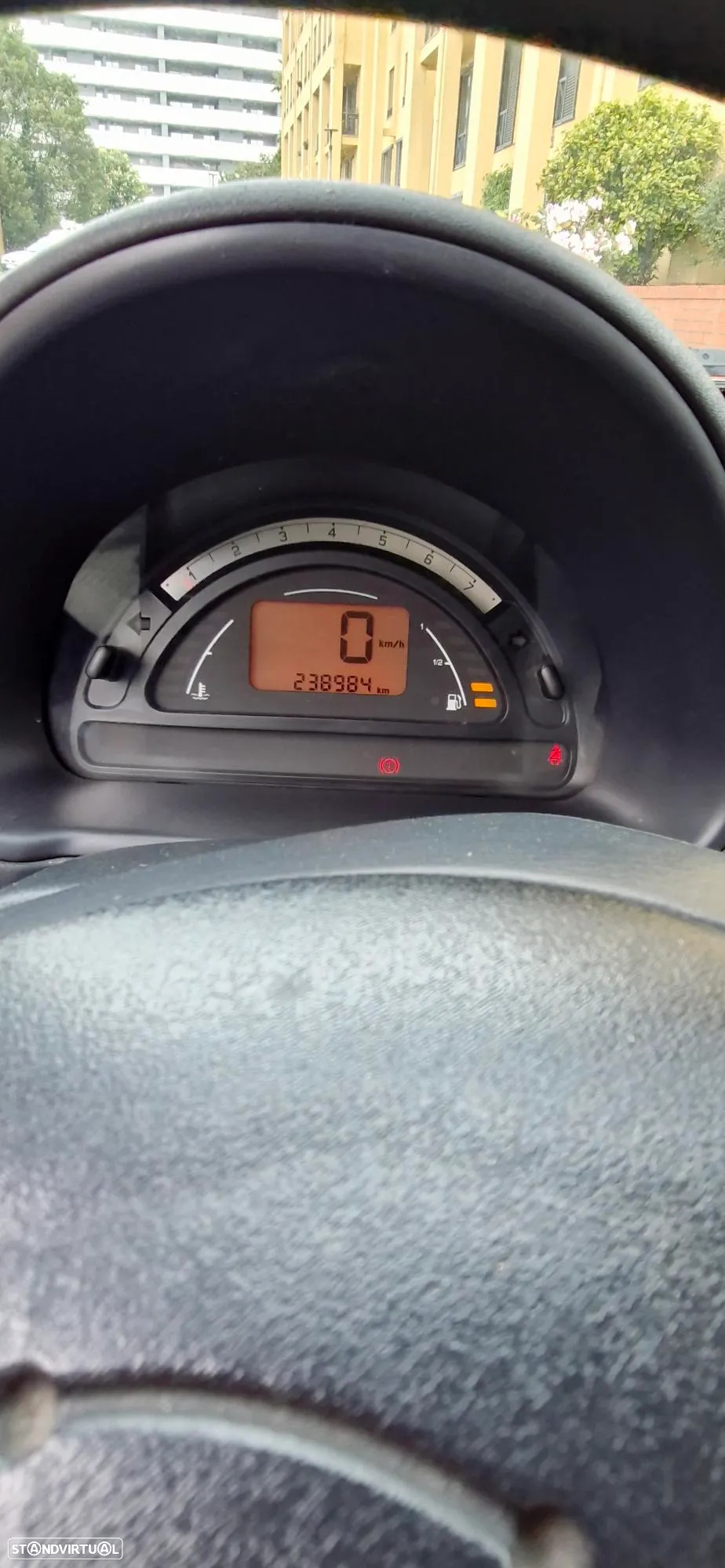 Citroën C3 1.4 HDi 16V Exclusive - 13