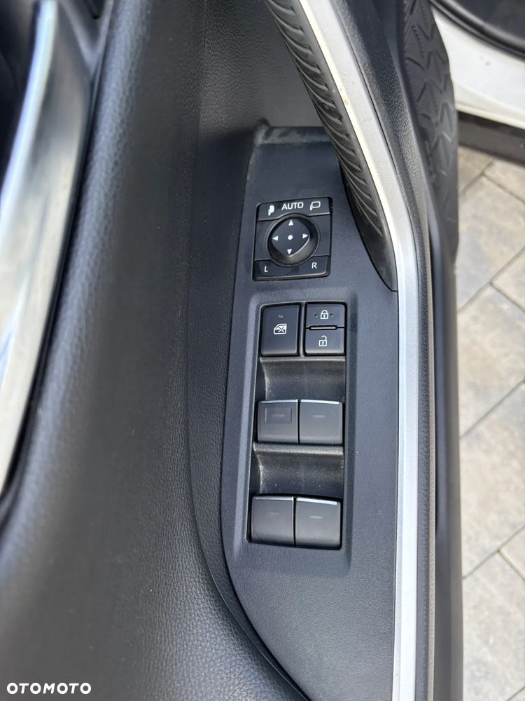 Toyota RAV4 2.5 Hybrid Executive 4x4 - 29